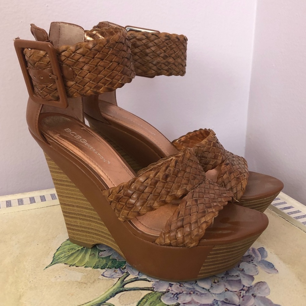 BCBG High wedges
